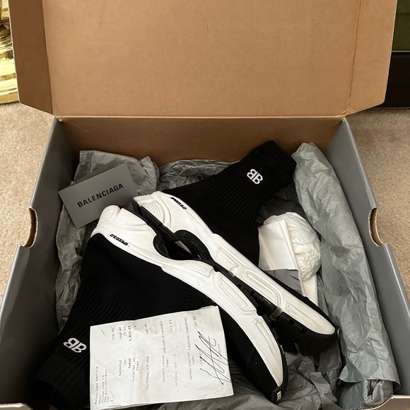 Used, come with box, receipt.Size 42 - Picture 10 of 11